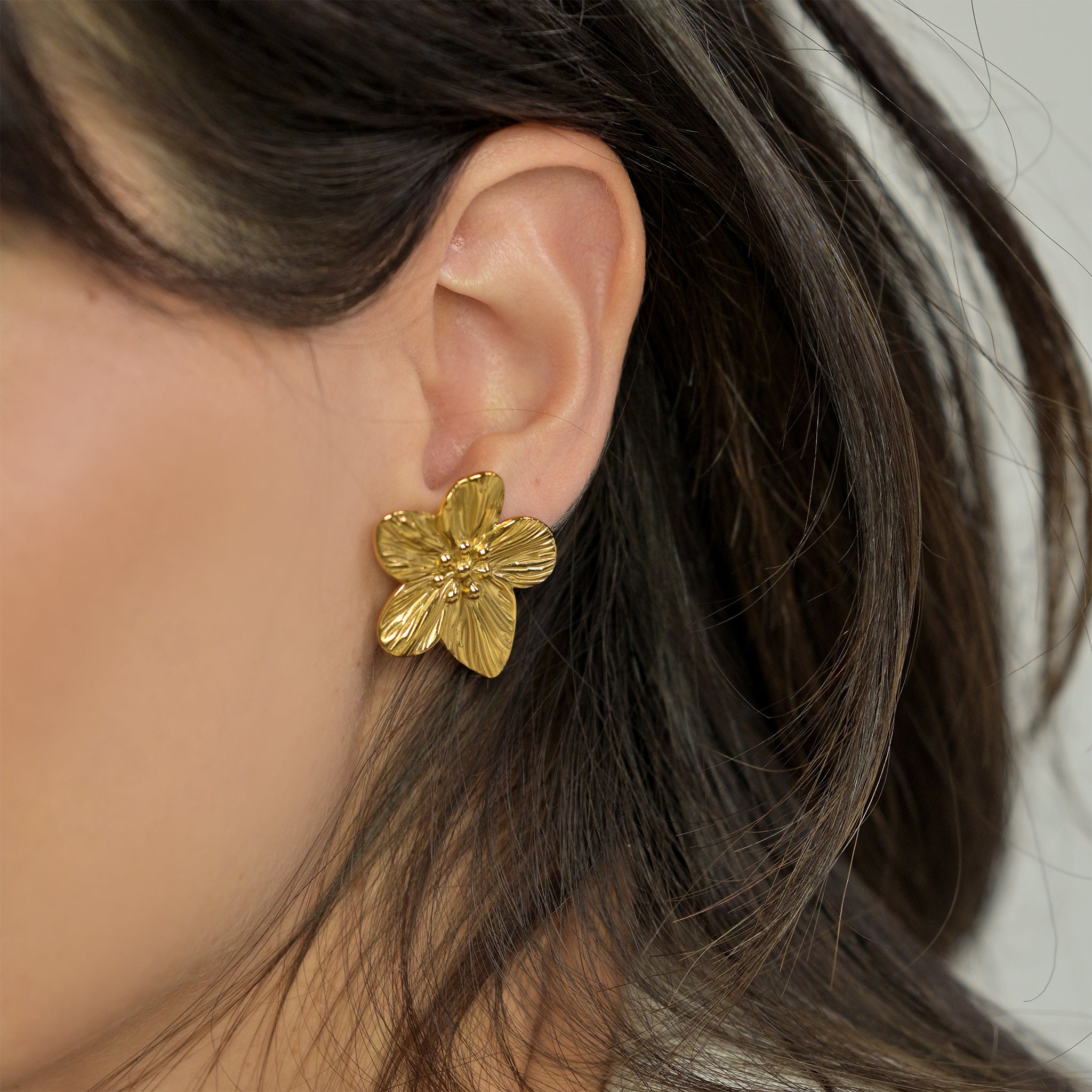 Glow Gold Earrings